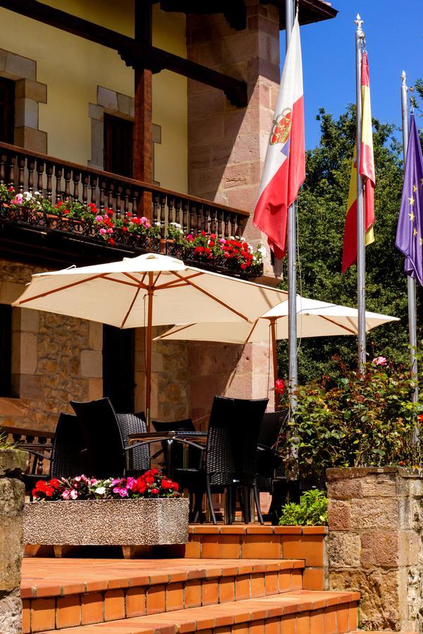 Hotel Los Angeles Santillana del Mar Exterior foto